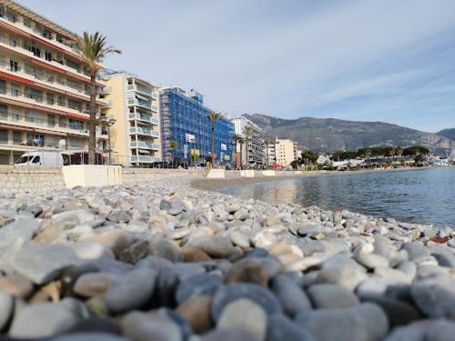 Studio Kialeo Pres De La Plage Avec Parking Roquebrune-Cap-Martin Eksteriør bilde